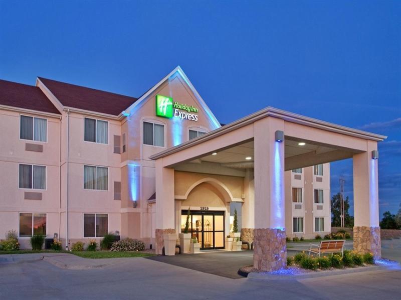 Holiday Inn Express Hotel & Suites Maryville By Ihg Dış mekan fotoğraf