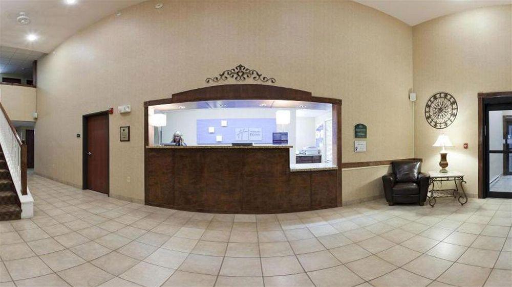 Holiday Inn Express Hotel & Suites Maryville By Ihg Dış mekan fotoğraf